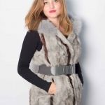 Vest grey-brown goat