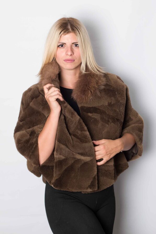 Cloaks beever light brown