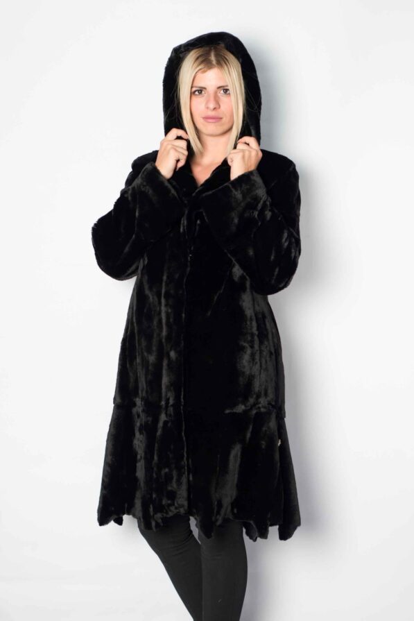 Coat mink black-gloss