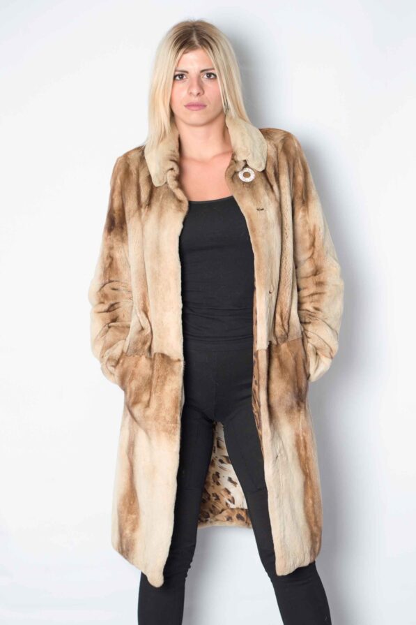 Coat mink iceberg